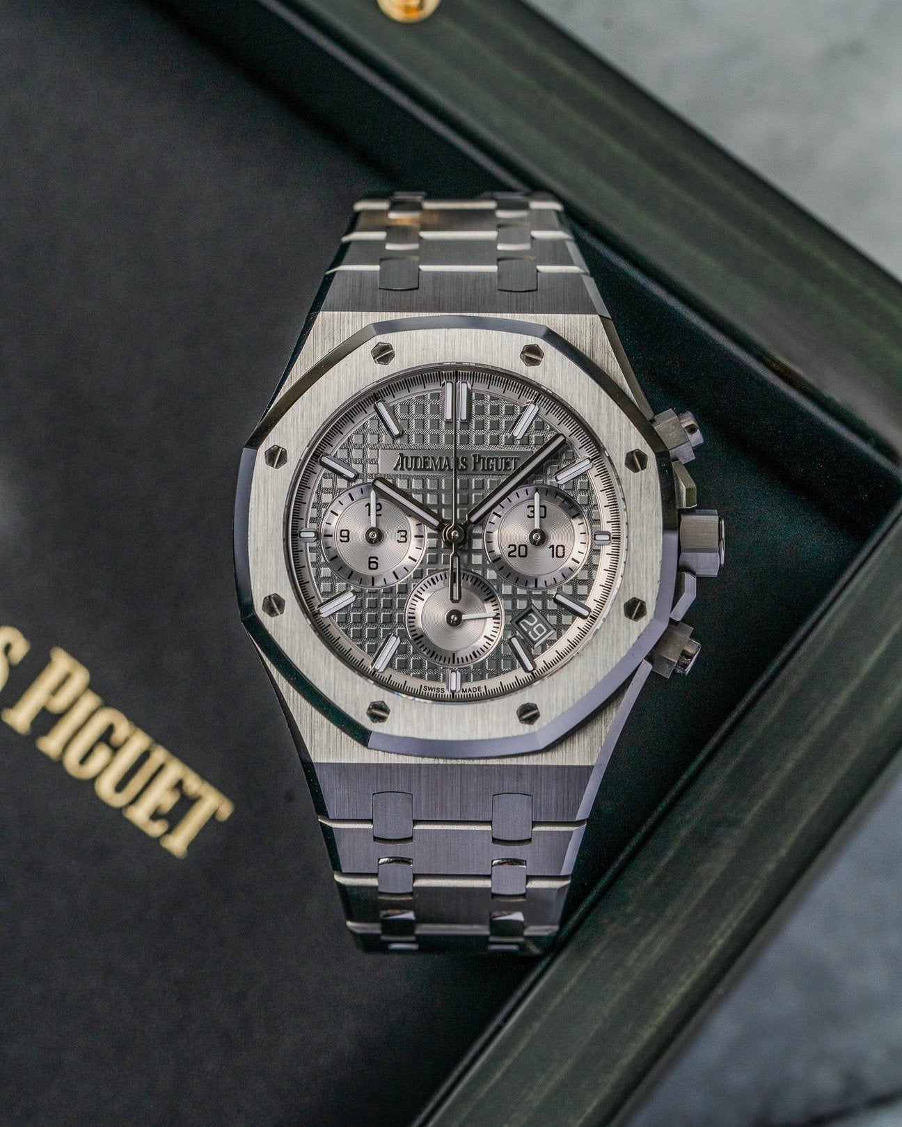 38mm Steel Gray Grande Tapisserie Dial Audemars Piguet 26715ST Watch at Alpha Crown