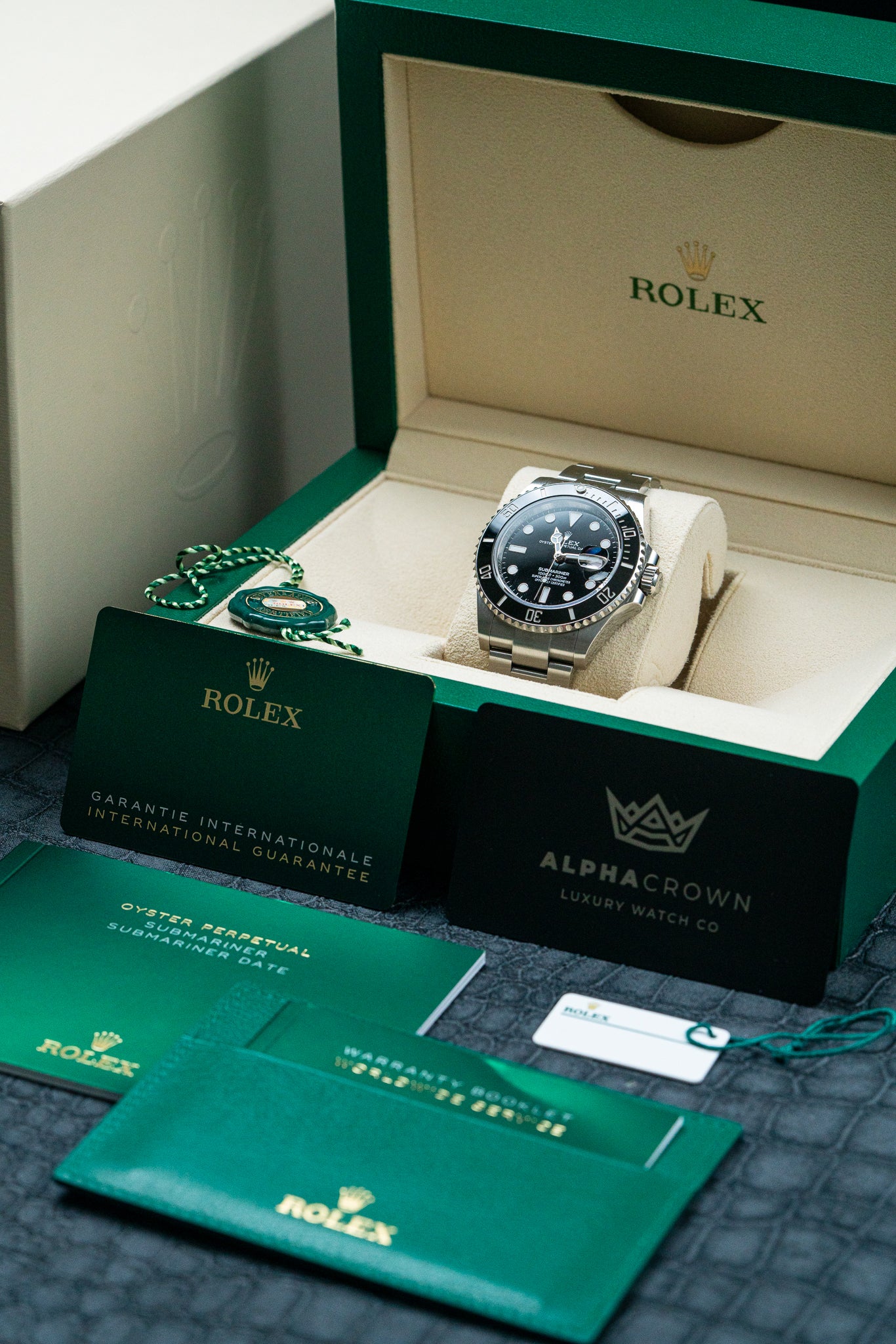 Preowned Rolex Submariner 126610LN